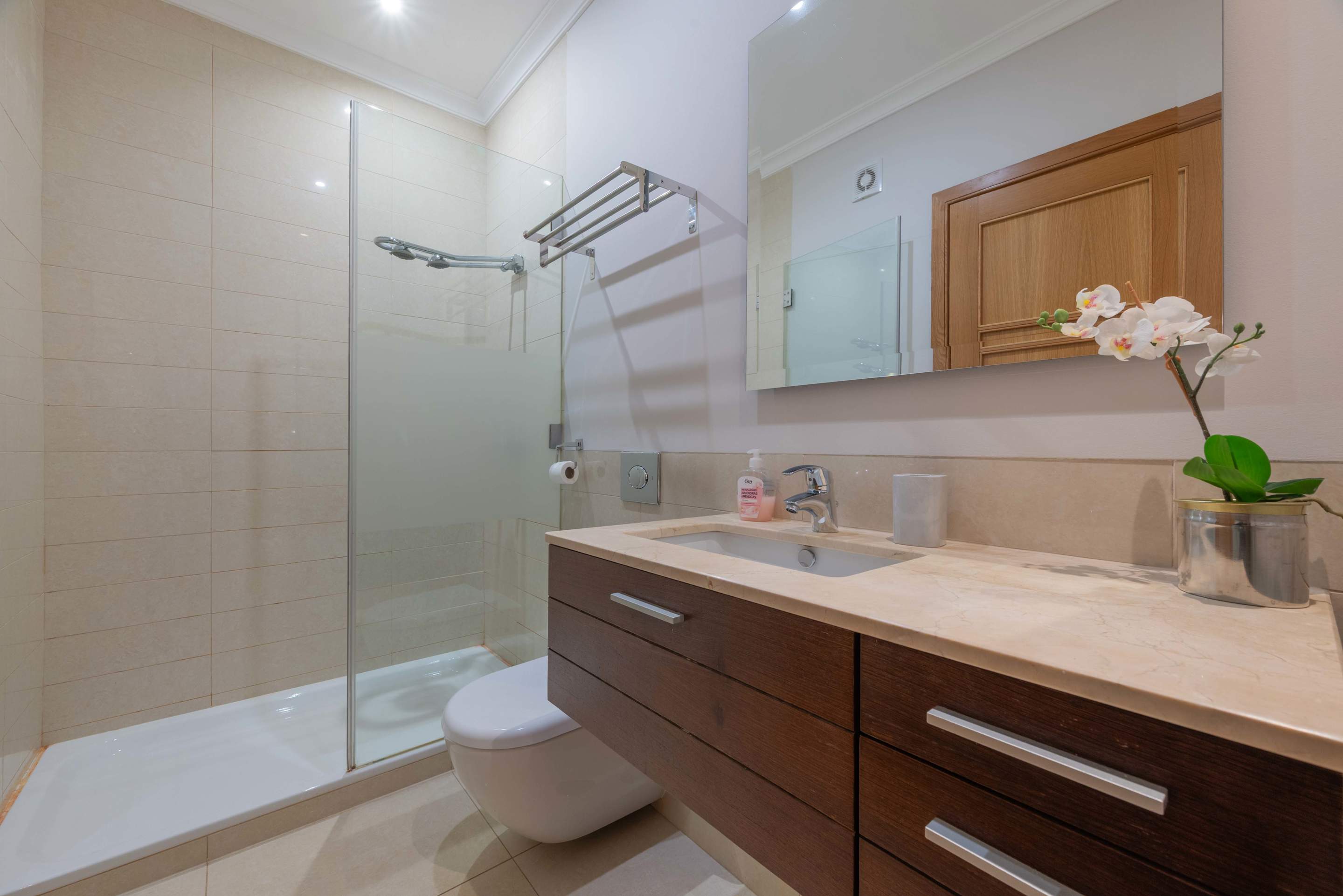 Villa Susan on Palmyra, 4 bedroom villa in Vila Sol, Algarve