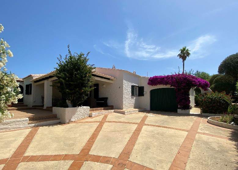 Villa Guillermo, 3 bedroom villa in Mahon, San Luis & South East, Menorca