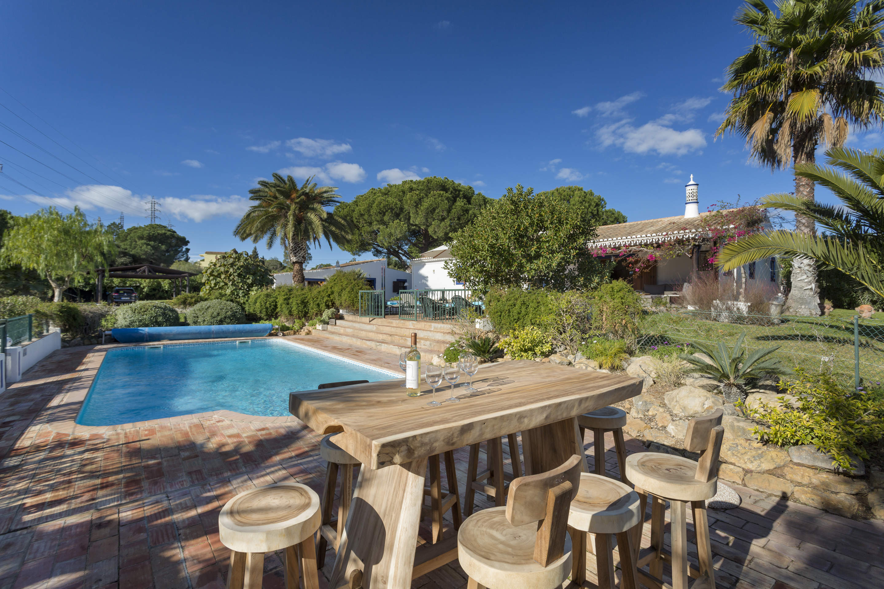 Quinta da Passarada Five Bedrooms, 5 bedroom villa in Almancil, Algarve