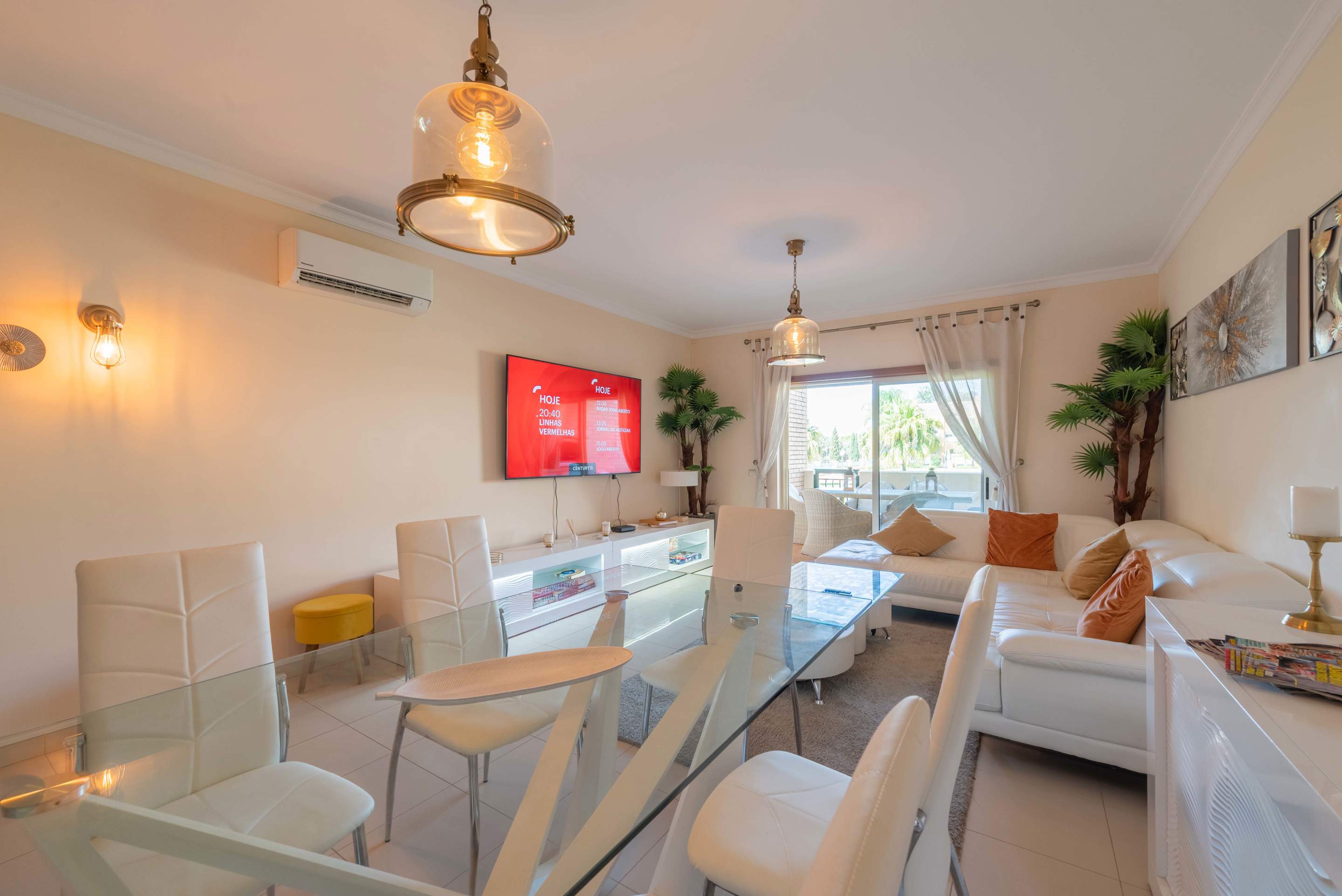 The Millennium Plaza Villa, 4 bedroom villa in Vilamoura Area, Algarve