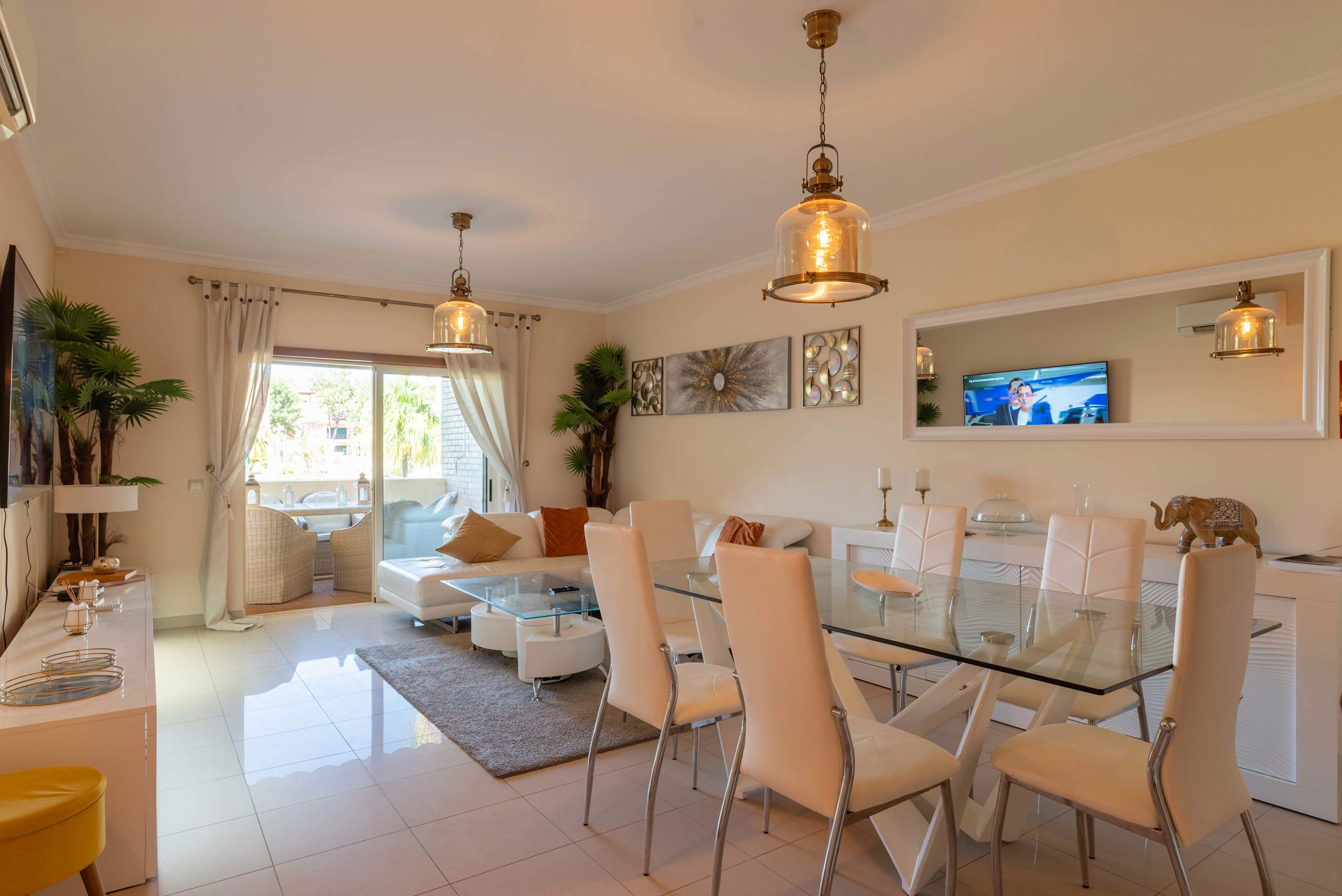 The Millennium Plaza Villa, 4 bedroom villa in Vilamoura Area, Algarve