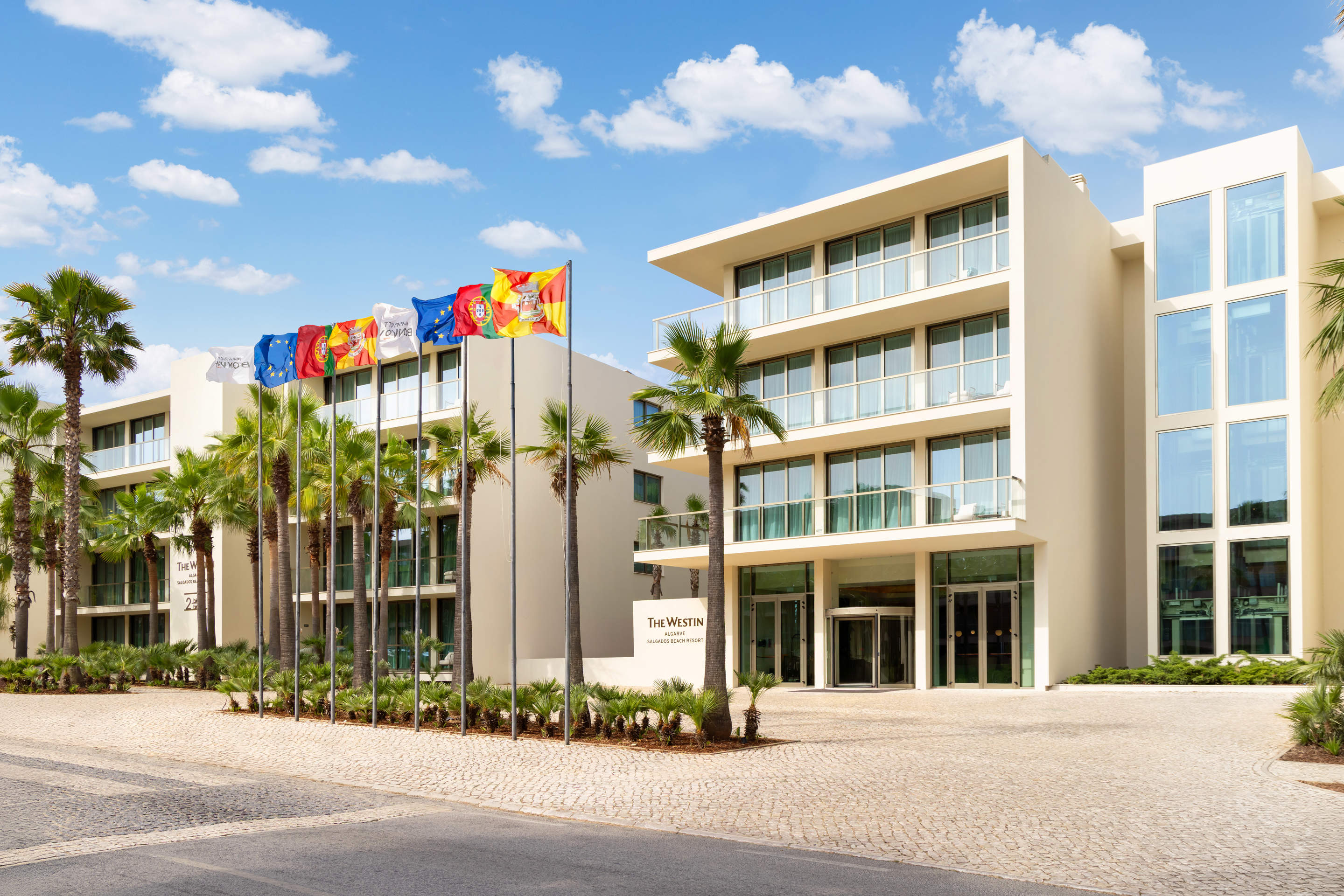 Westin Salgados Three Bedroom Suite Sea View, 3 bedroom resort in Gale, Vale da Parra and Guia, Algarve
