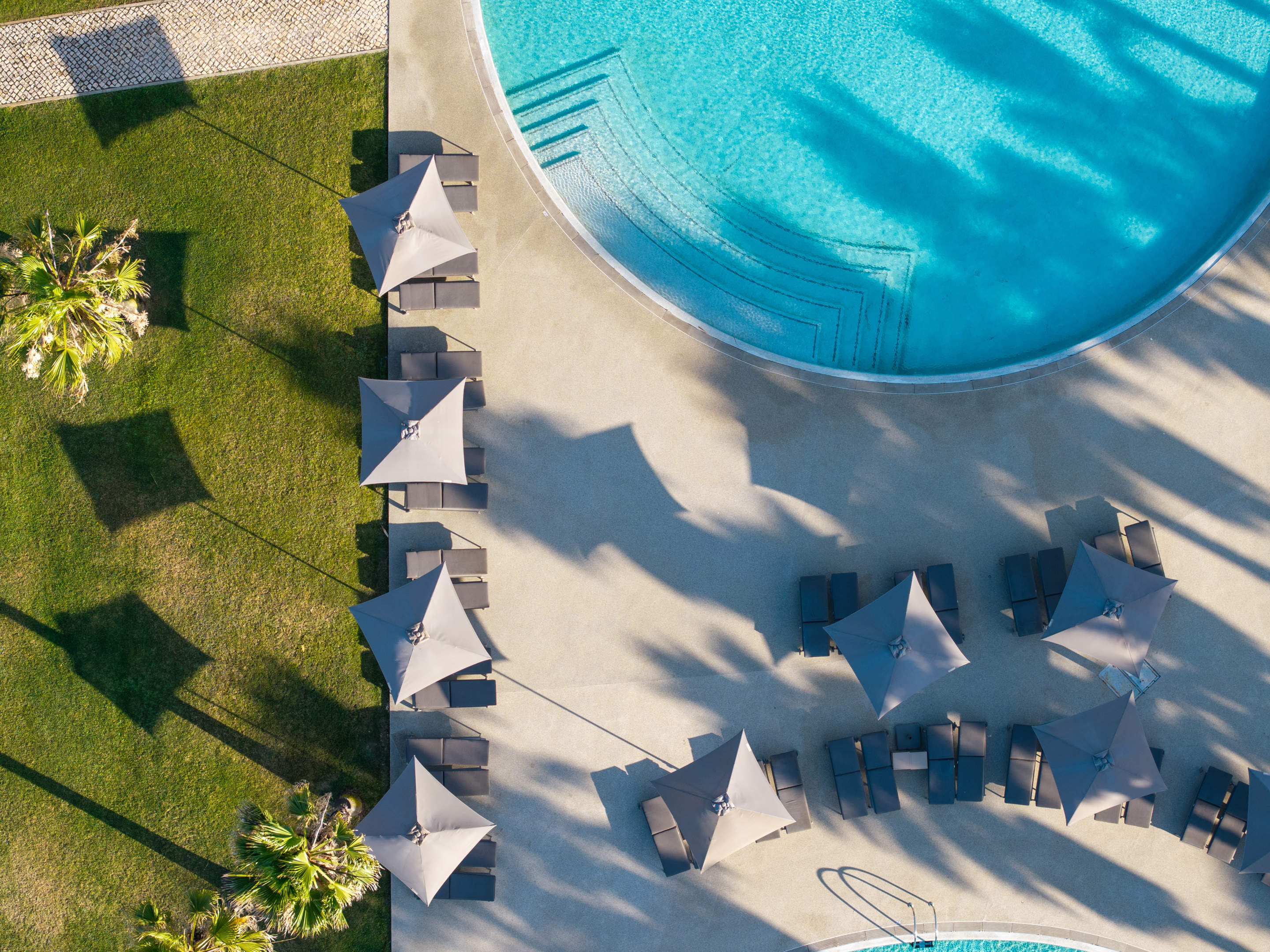 Westin Salgados Three Bedroom Suite Sea View, 3 bedroom resort in Gale, Vale da Parra and Guia, Algarve