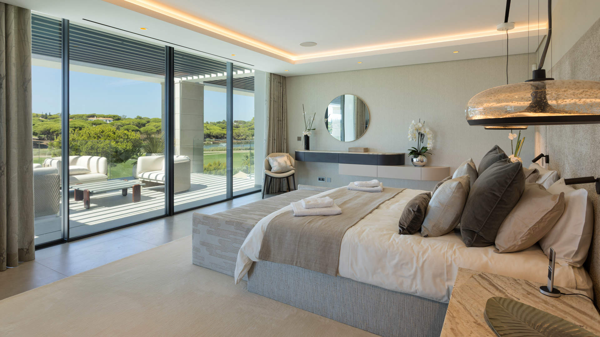 Villa Spara, 6 bedroom villa in Quinta do Lago, Algarve
