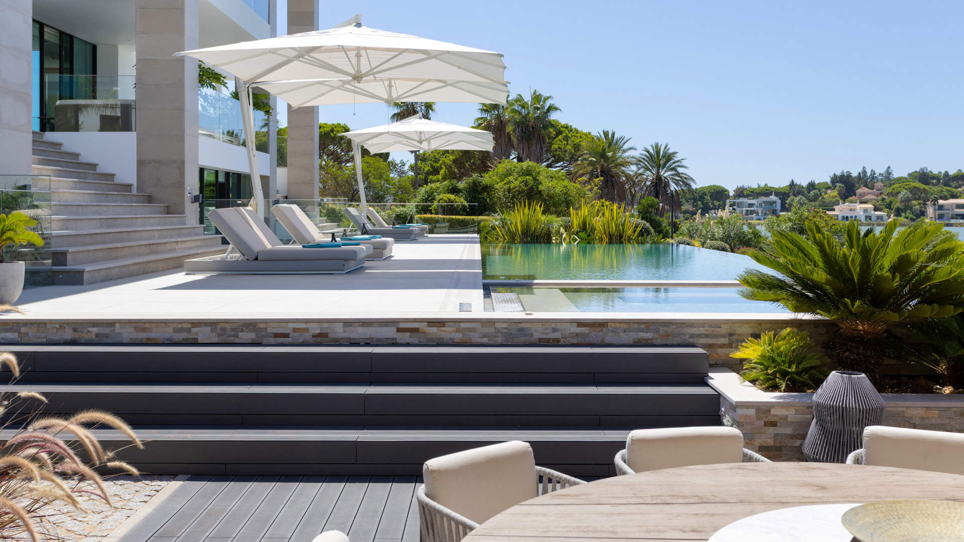 Villa Spara, 6 bedroom villa in Quinta do Lago, Algarve