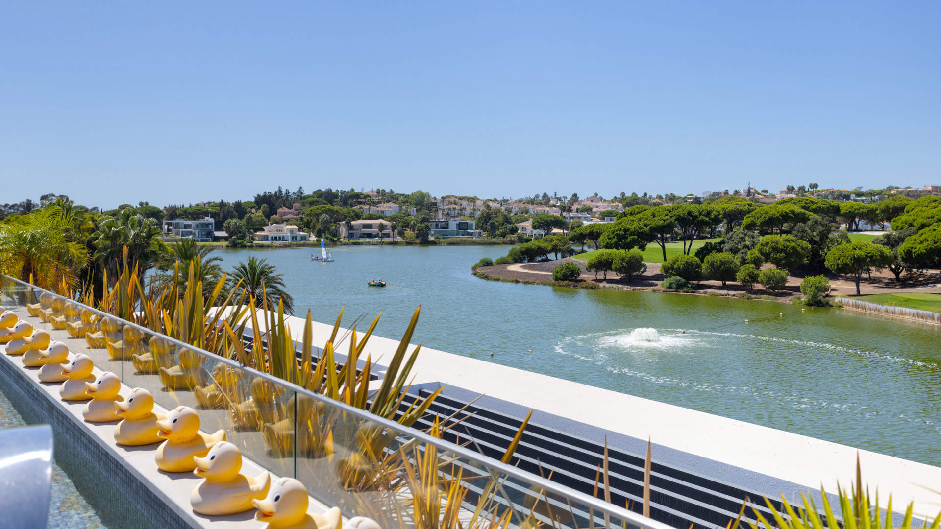 Villa Spara, 6 bedroom villa in Quinta do Lago, Algarve